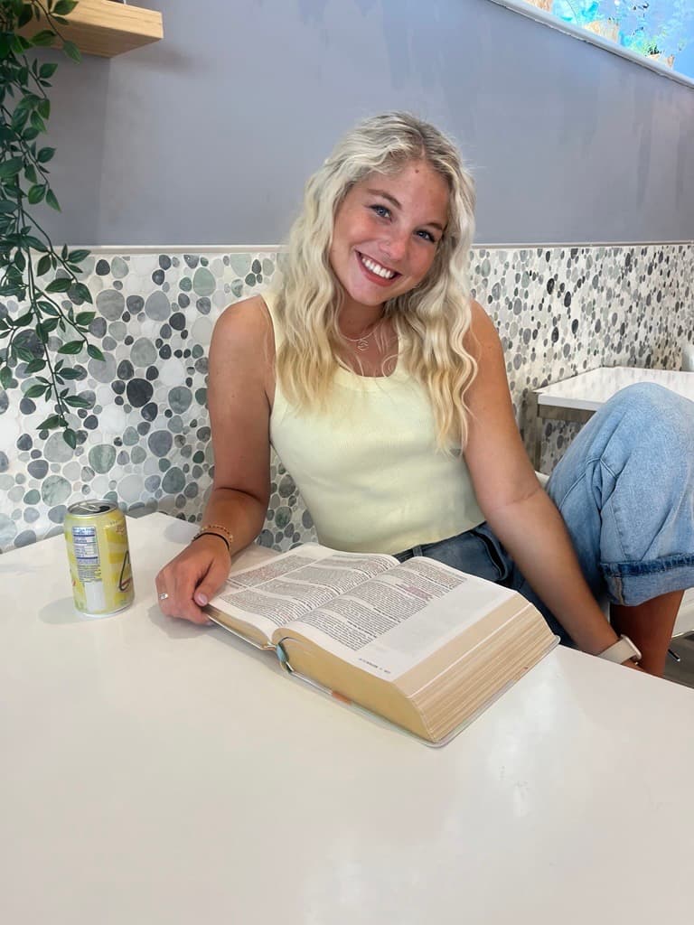 Ava Hoeppner photo 3